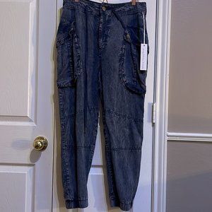 Young Fabulous & Broke Cargo Style Pants - Size M